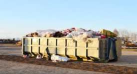 Skip Bin Hire vs Rubbish Removal Schofields